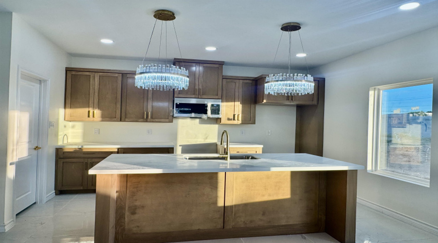 6003 Heather Loop, Laredo, Texas 78043, 3 Bedrooms Bedrooms, 5 Rooms Rooms,2 BathroomsBathrooms,Residential,For Sale,6003 Heather Loop,20260081