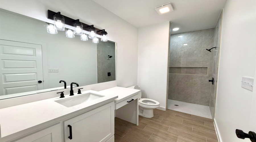 5606 Bramble Ln., Laredo, Texas 78046, 3 Bedrooms Bedrooms, 5 Rooms Rooms,2 BathroomsBathrooms,Residential,For Sale,5606 Bramble Ln.,20260083