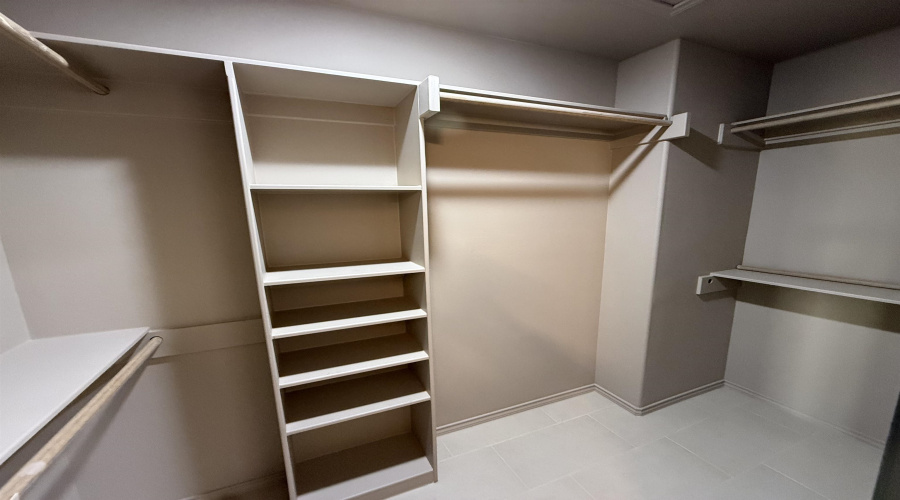 811 Monasterio Dr., Laredo, Texas 78045, 3 Bedrooms Bedrooms, 6 Rooms Rooms,2 BathroomsBathrooms,Residential,For Sale,811 Monasterio Dr.,20260085