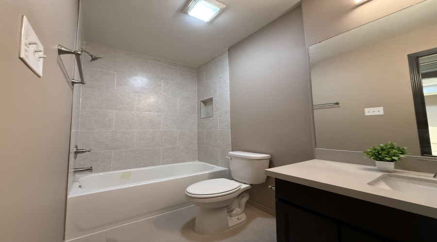 811 Monasterio Dr., Laredo, Texas 78045, 3 Bedrooms Bedrooms, 6 Rooms Rooms,2 BathroomsBathrooms,Residential,For Sale,811 Monasterio Dr.,20260085