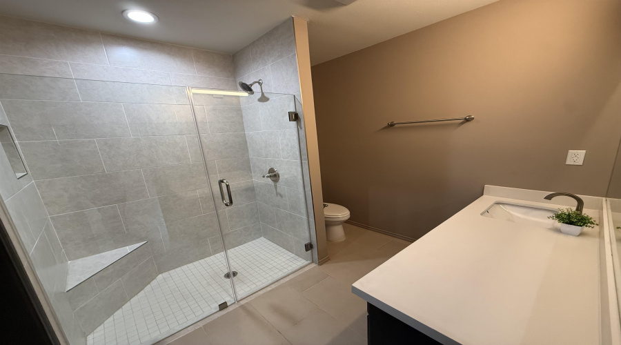 811 Monasterio Dr., Laredo, Texas 78045, 3 Bedrooms Bedrooms, 6 Rooms Rooms,2 BathroomsBathrooms,Residential,For Sale,811 Monasterio Dr.,20260085