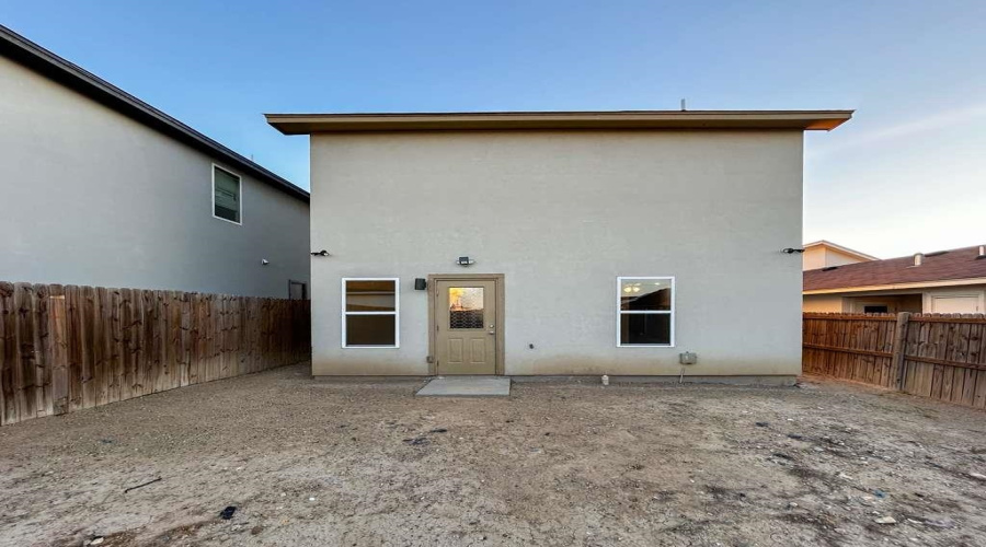 3510 Joaquin Ponce, laredo, Texas 78046, 3 Bedrooms Bedrooms, 8 Rooms Rooms,2 BathroomsBathrooms,Residential,For Sale,3510 Joaquin Ponce,20260086