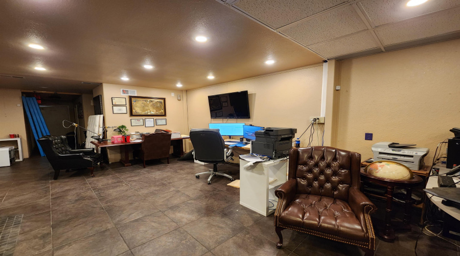 4415 U.S. Hwy 359, Laredo, Texas 78043, ,2 BathroomsBathrooms,Commercial retail/office,For Rent,4415 U.S. Hwy 359,20260102