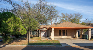 8708 Puerto Vallarta, Laredo, Texas 78045, 4 Bedrooms Bedrooms, 7 Rooms Rooms,2 BathroomsBathrooms,Residential,For Sale,8708 Puerto Vallarta,20260096