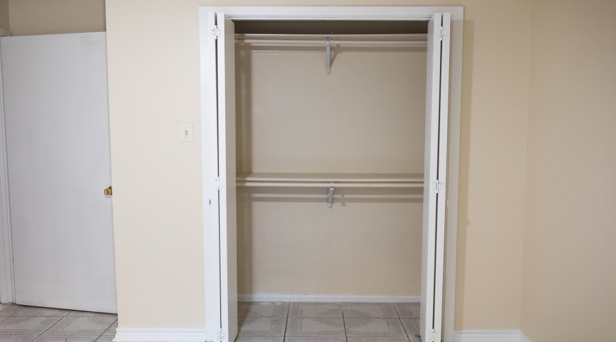 8708 Puerto Vallarta, Laredo, Texas 78045, 4 Bedrooms Bedrooms, 7 Rooms Rooms,2 BathroomsBathrooms,Residential,For Sale,8708 Puerto Vallarta,20260096