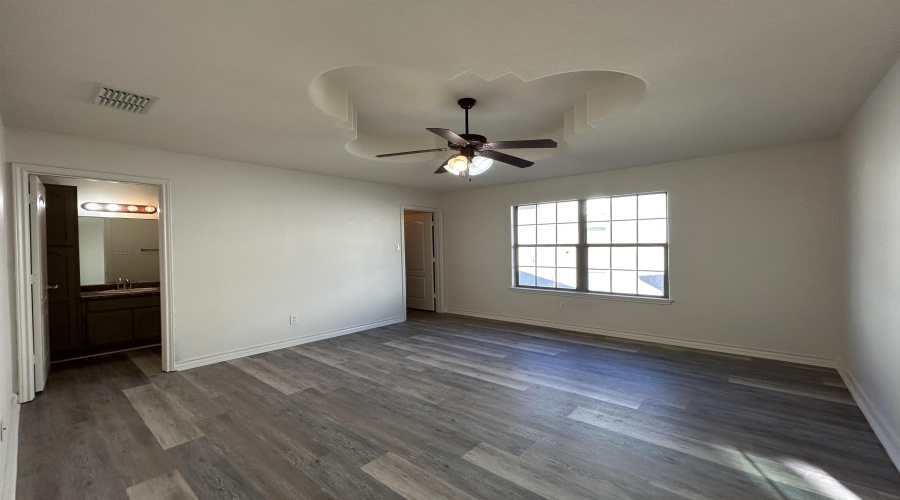 4248 Dorel Dr, Laredo, Texas 78043, 3 Bedrooms Bedrooms, 5 Rooms Rooms,2 BathroomsBathrooms,Residential,For Rent,4248 Dorel Dr,20260100