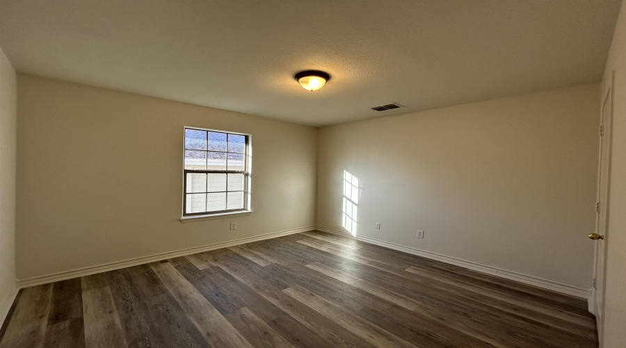 4248 Dorel Dr, Laredo, Texas 78043, 3 Bedrooms Bedrooms, 5 Rooms Rooms,2 BathroomsBathrooms,Residential,For Rent,4248 Dorel Dr,20260100