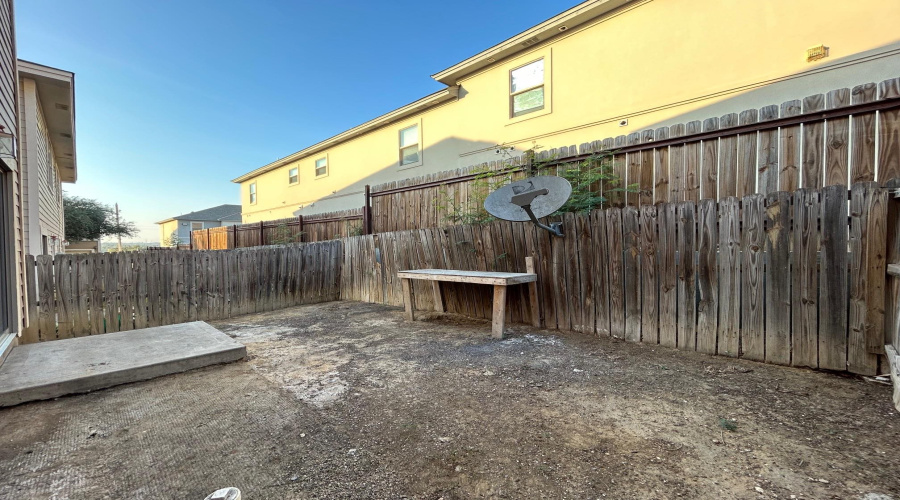 4248 Dorel Dr, Laredo, Texas 78043, 3 Bedrooms Bedrooms, 5 Rooms Rooms,2 BathroomsBathrooms,Residential,For Rent,4248 Dorel Dr,20260100