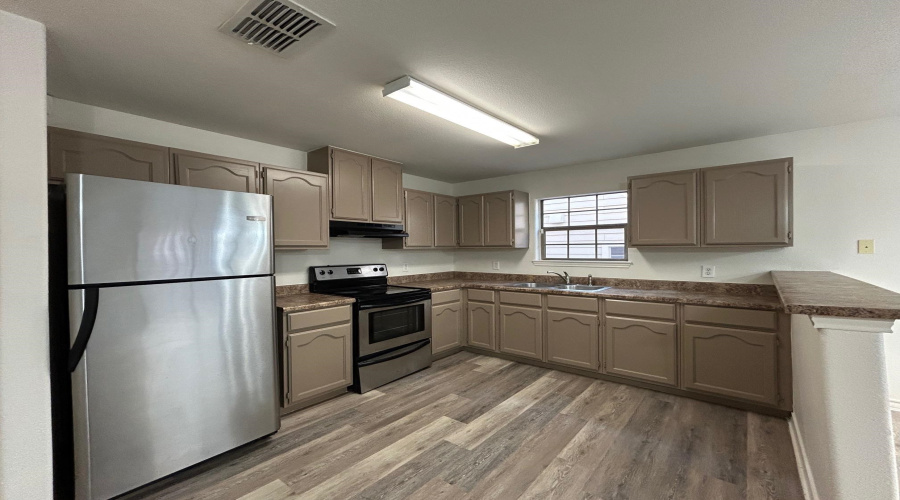 4248 Dorel Dr, Laredo, Texas 78043, 3 Bedrooms Bedrooms, 5 Rooms Rooms,2 BathroomsBathrooms,Residential,For Rent,4248 Dorel Dr,20260100