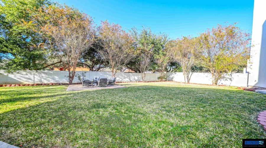 3002 Swift Dr, LAREDO, Texas 78041, 4 Bedrooms Bedrooms, 11 Rooms Rooms,5 BathroomsBathrooms,Residential,For Sale,3002 Swift Dr,20260103