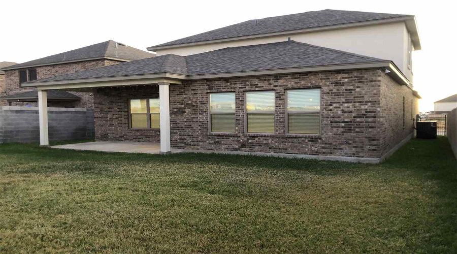 1608 Sambar Lp, LAREDO, Texas 78045, 4 Bedrooms Bedrooms, 7 Rooms Rooms,2 BathroomsBathrooms,Residential,For Rent,1608 Sambar Lp,20260104