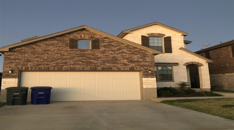 1608 Sambar Lp, LAREDO, Texas 78045, 4 Bedrooms Bedrooms, 7 Rooms Rooms,2 BathroomsBathrooms,Residential,For Rent,1608 Sambar Lp,20260104