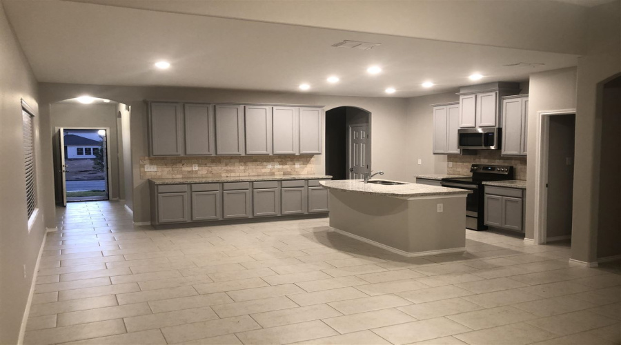 1608 Sambar Lp, LAREDO, Texas 78045, 4 Bedrooms Bedrooms, 7 Rooms Rooms,2 BathroomsBathrooms,Residential,For Rent,1608 Sambar Lp,20260104