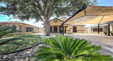 601 Oleander St, LAREDO, Texas 78046, 3 Bedrooms Bedrooms, 5 Rooms Rooms,2 BathroomsBathrooms,Residential,For Sale,601 Oleander St,20260105