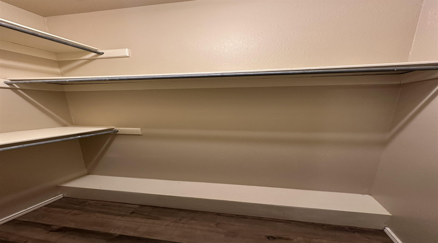 8915 McPherson Rd, Laredo, Texas 78045, 2 Bedrooms Bedrooms, 5 Rooms Rooms,2 BathroomsBathrooms,Residential,For Rent,8915 McPherson Rd,20260106