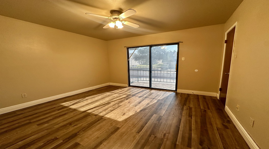 8915 McPherson Rd, Laredo, Texas 78045, 2 Bedrooms Bedrooms, 5 Rooms Rooms,2 BathroomsBathrooms,Residential,For Rent,8915 McPherson Rd,20260106