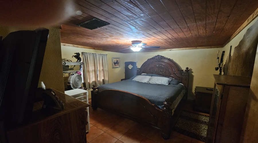 521 RR 6250-A, Laredo, Texas 78045, 2 Bedrooms Bedrooms, 3 Rooms Rooms,2 BathroomsBathrooms,Residential,For Sale,521 RR 6250-A,20260109