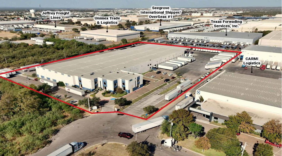 12018 Auburn Rd, Laredo, Texas 78045, 1 Bedroom Bedrooms, 51 Rooms Rooms,2 BathroomsBathrooms,Commercial/industrial,For Rent,12018 Auburn Rd,20260122