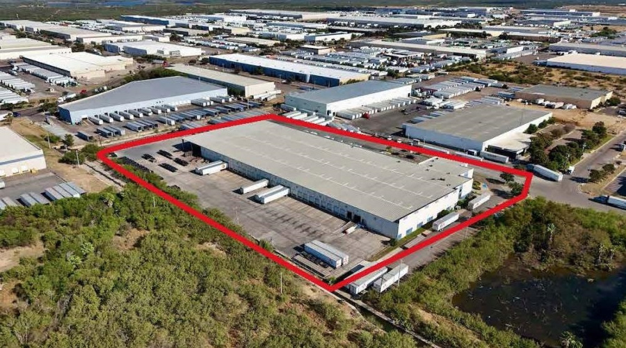 12018 Auburn Rd, Laredo, Texas 78045, 1 Bedroom Bedrooms, 51 Rooms Rooms,2 BathroomsBathrooms,Commercial/industrial,For Rent,12018 Auburn Rd,20260122