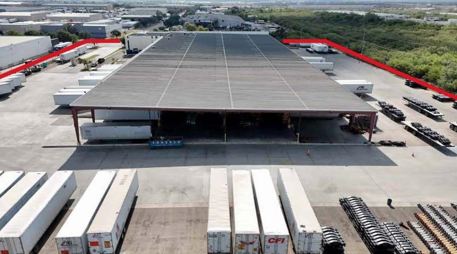 12018 Auburn Rd, Laredo, Texas 78045, 1 Bedroom Bedrooms, 51 Rooms Rooms,2 BathroomsBathrooms,Commercial/industrial,For Rent,12018 Auburn Rd,20260122