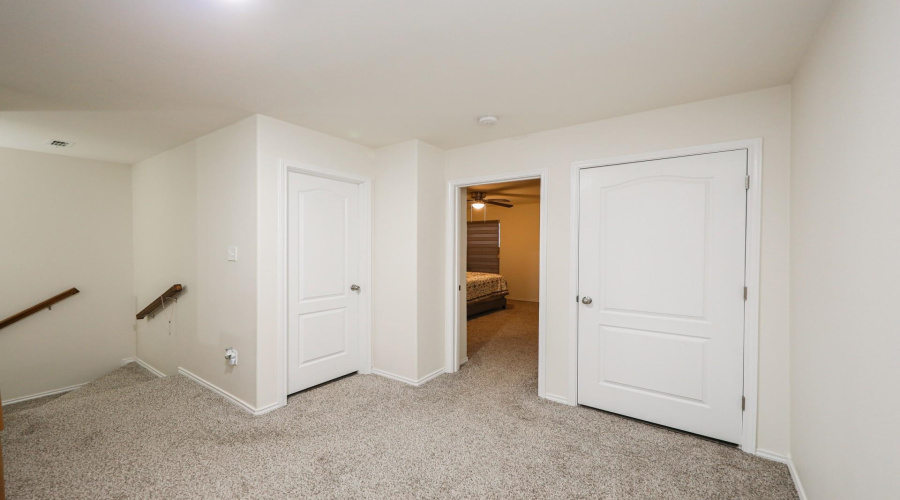 5618 Lone Star Loop, Laredo, Texas 78046, 3 Bedrooms Bedrooms, 6 Rooms Rooms,2 BathroomsBathrooms,Residential,For Sale,5618 Lone Star Loop,20260123