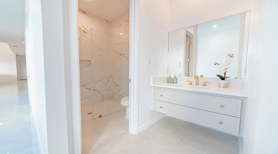 201 Sorella Loop, Laredo, Texas 78045, 3 Bedrooms Bedrooms, 4 Rooms Rooms,2 BathroomsBathrooms,Residential,For Sale,201 Sorella Loop,20260128