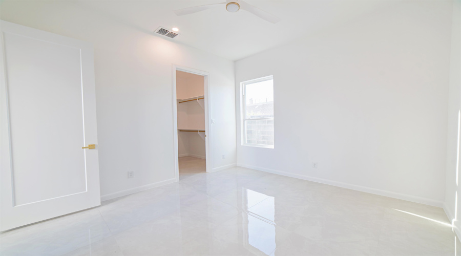 201 Sorella Loop, Laredo, Texas 78045, 3 Bedrooms Bedrooms, 4 Rooms Rooms,2 BathroomsBathrooms,Residential,For Sale,201 Sorella Loop,20260128