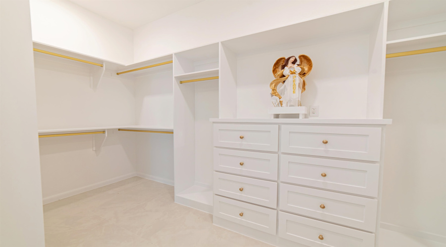 201 Sorella Loop, Laredo, Texas 78045, 3 Bedrooms Bedrooms, 4 Rooms Rooms,2 BathroomsBathrooms,Residential,For Sale,201 Sorella Loop,20260128