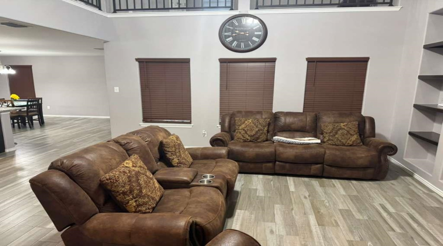 2705 Shetland Dr., Laredo, Texas 78046, 3 Bedrooms Bedrooms, 6 Rooms Rooms,2 BathroomsBathrooms,Residential,For Sale,2705 Shetland Dr.,20260129