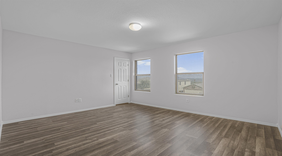 607 Larga Vista Dr, LAREDO, Texas 78043, 5 Bedrooms Bedrooms, 7 Rooms Rooms,3 BathroomsBathrooms,Residential,For Sale,607 Larga Vista Dr,20260130