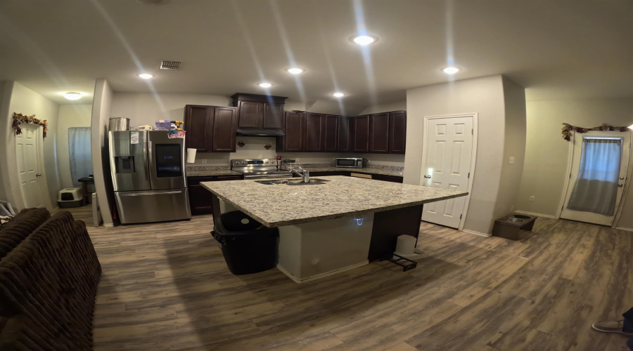 4307 Ainoha Dr., Laredo, Texas 78046-5812, 4 Bedrooms Bedrooms, 7 Rooms Rooms,3 BathroomsBathrooms,Residential,For Sale,4307 Ainoha Dr.,20260134