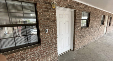 3801 Salinas Ave, Laredo, Texas 78041, 1 Bedroom Bedrooms, 3 Rooms Rooms,1 BathroomBathrooms,Residential,For Rent,3801 Salinas Ave,20260135