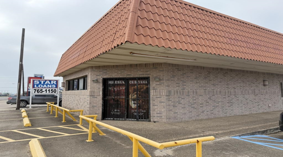 509 N US Highway 83, Zapata, Texas 78046, 1 Room Rooms,1 BathroomBathrooms,Commercial retail/office,For Sale,509 N US Highway 83,20260142