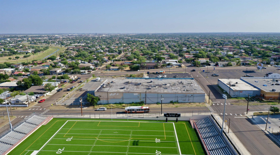 201 E Clark Blvd, Laredo, Texas 78040, 1 Room Rooms,2 BathroomsBathrooms,Commercial retail/office,For Rent,201 E Clark Blvd,20260144