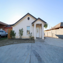 3804 Sunflower Ave, Laredo, Texas 78046, 3 Bedrooms Bedrooms, 5 Rooms Rooms,2 BathroomsBathrooms,Residential,For Rent,3804 Sunflower Ave,20260138