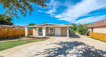 904 E Montgomery St, LARED0, Texas 78040, 4 Bedrooms Bedrooms, 7 Rooms Rooms,2 BathroomsBathrooms,Residential,For Sale,904 E Montgomery St,20260139