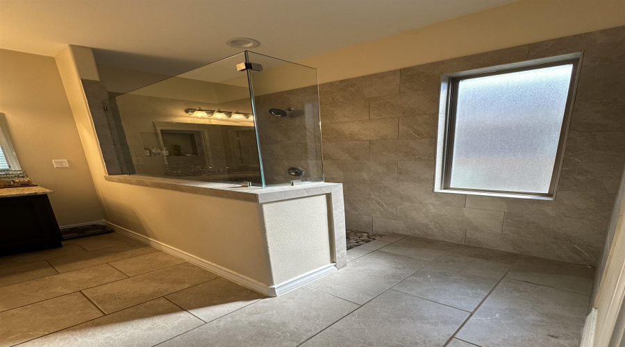 1404 Orto Dr., Laredo, Texas 78045, 3 Bedrooms Bedrooms, 6 Rooms Rooms,2 BathroomsBathrooms,Residential,For Rent,1404 Orto Dr.,20260141