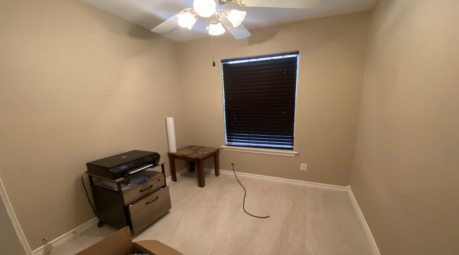 2415 Sutton Ct, LAREDO, Texas 78045, 3 Bedrooms Bedrooms, 5 Rooms Rooms,2 BathroomsBathrooms,Residential,For Sale,2415 Sutton Ct,20260145