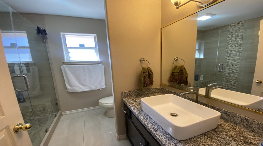 2415 Sutton Ct, LAREDO, Texas 78045, 3 Bedrooms Bedrooms, 5 Rooms Rooms,2 BathroomsBathrooms,Residential,For Sale,2415 Sutton Ct,20260145