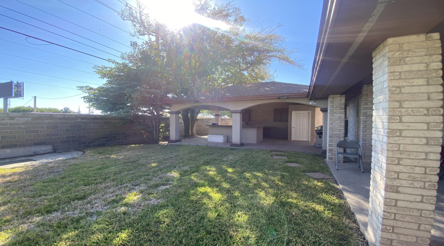 2415 Sutton Ct, LAREDO, Texas 78045, 3 Bedrooms Bedrooms, 5 Rooms Rooms,2 BathroomsBathrooms,Residential,For Sale,2415 Sutton Ct,20260145