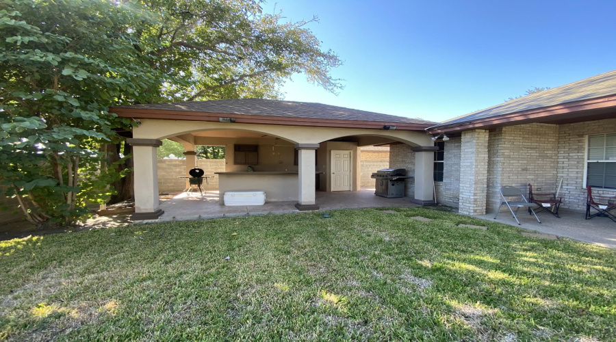 2415 Sutton Ct, LAREDO, Texas 78045, 3 Bedrooms Bedrooms, 5 Rooms Rooms,2 BathroomsBathrooms,Residential,For Sale,2415 Sutton Ct,20260145