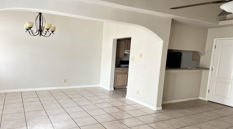 1752 Tiara Trl, LAREDO, Texas 78045, 2 Bedrooms Bedrooms, 5 Rooms Rooms,2 BathroomsBathrooms,Residential,For Rent,1752 Tiara Trl,20260147