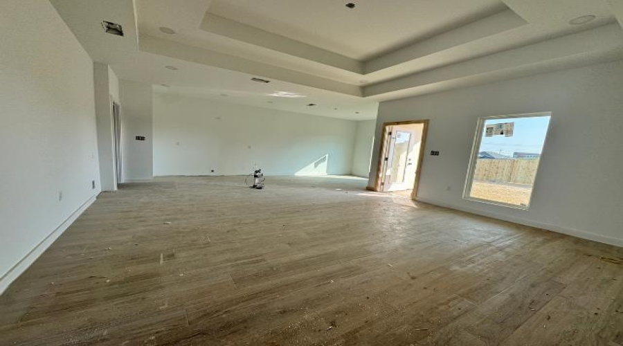 2917 Tiverton Dr, Laredo, Texas 78046, 3 Bedrooms Bedrooms, 5 Rooms Rooms,2 BathroomsBathrooms,Residential,For Sale,2917 Tiverton Dr,20260151