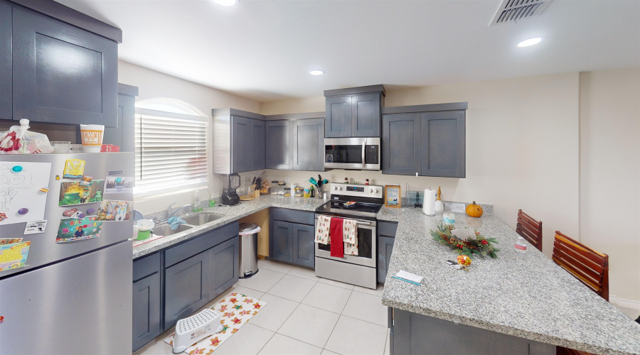 3620 Jorge Sosa, LAREDO, Texas 78046, 3 Bedrooms Bedrooms, 6 Rooms Rooms,2 BathroomsBathrooms,Residential,For Sale,3620 Jorge Sosa,20260152