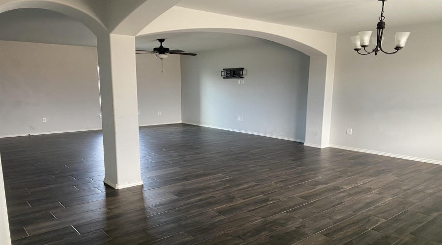 1535 Port Texas Dr., Laredo, Texas 78045, 3 Bedrooms Bedrooms, 5 Rooms Rooms,2 BathroomsBathrooms,Residential,For Rent,1535 Port Texas Dr.,20260153