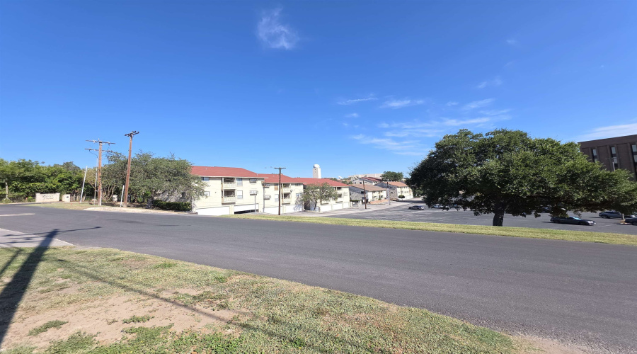 7738 Chambers Rd., San Antonio, Texas 78229, 2 Bedrooms Bedrooms, 4 Rooms Rooms,2 BathroomsBathrooms,Residential,For Rent,7738 Chambers Rd.,20260156