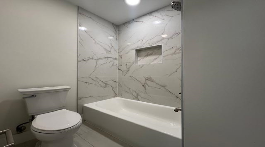 4717 Rocky Ledge Lp, Laredo, Texas 78041, 3 Bedrooms Bedrooms, 6 Rooms Rooms,2 BathroomsBathrooms,Residential,For Rent,4717 Rocky Ledge Lp,20260159