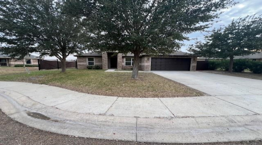 4717 Rocky Ledge Lp, Laredo, Texas 78041, 3 Bedrooms Bedrooms, 6 Rooms Rooms,2 BathroomsBathrooms,Residential,For Rent,4717 Rocky Ledge Lp,20260159