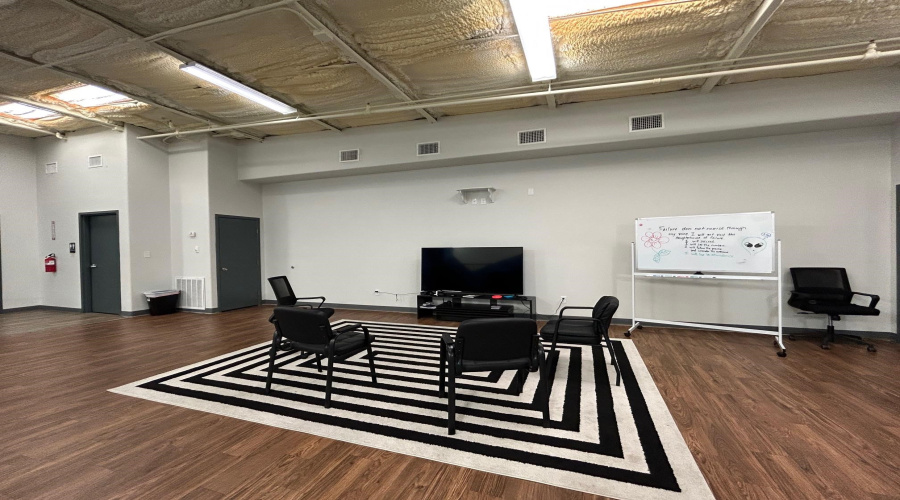 8218 Casa Verde Rd, Laredo, Texas 78041, 1 Room Rooms,3 BathroomsBathrooms,Commercial retail/office,For Sale,8218 Casa Verde Rd,20252054