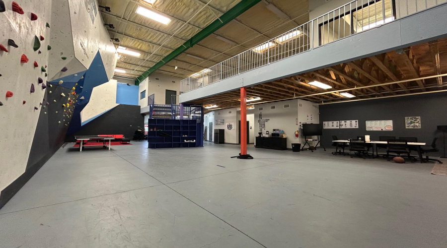 8218 Casa Verde Rd, Laredo, Texas 78041, 1 Room Rooms,3 BathroomsBathrooms,Commercial retail/office,For Sale,8218 Casa Verde Rd,20252054